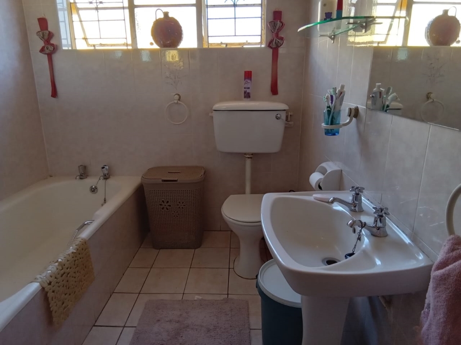 3 Bedroom Property for Sale in Thomas Gamble Eastern Cape